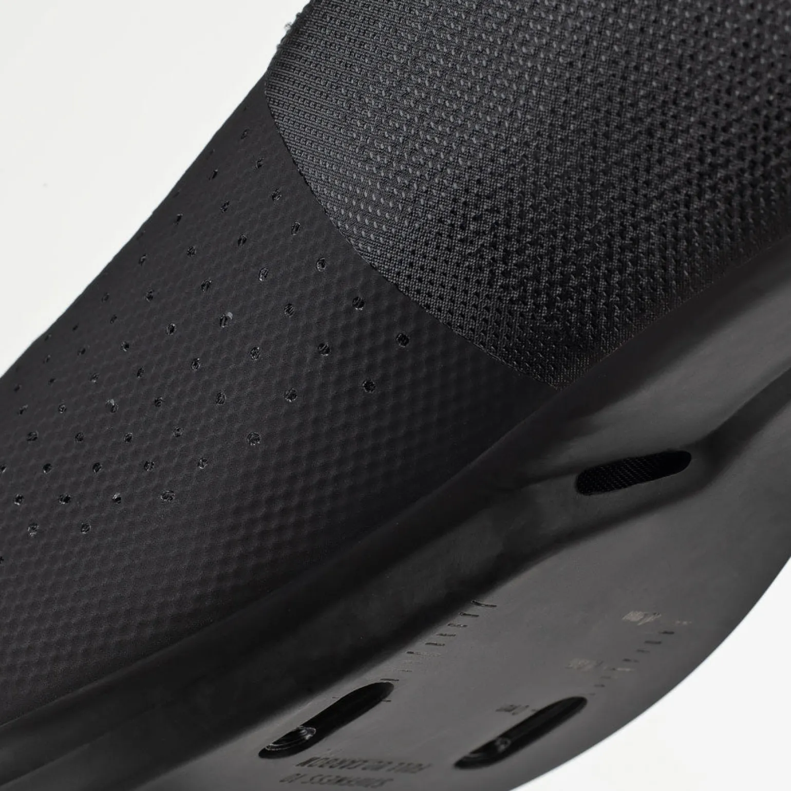Fizik Tempo Decos Carbon