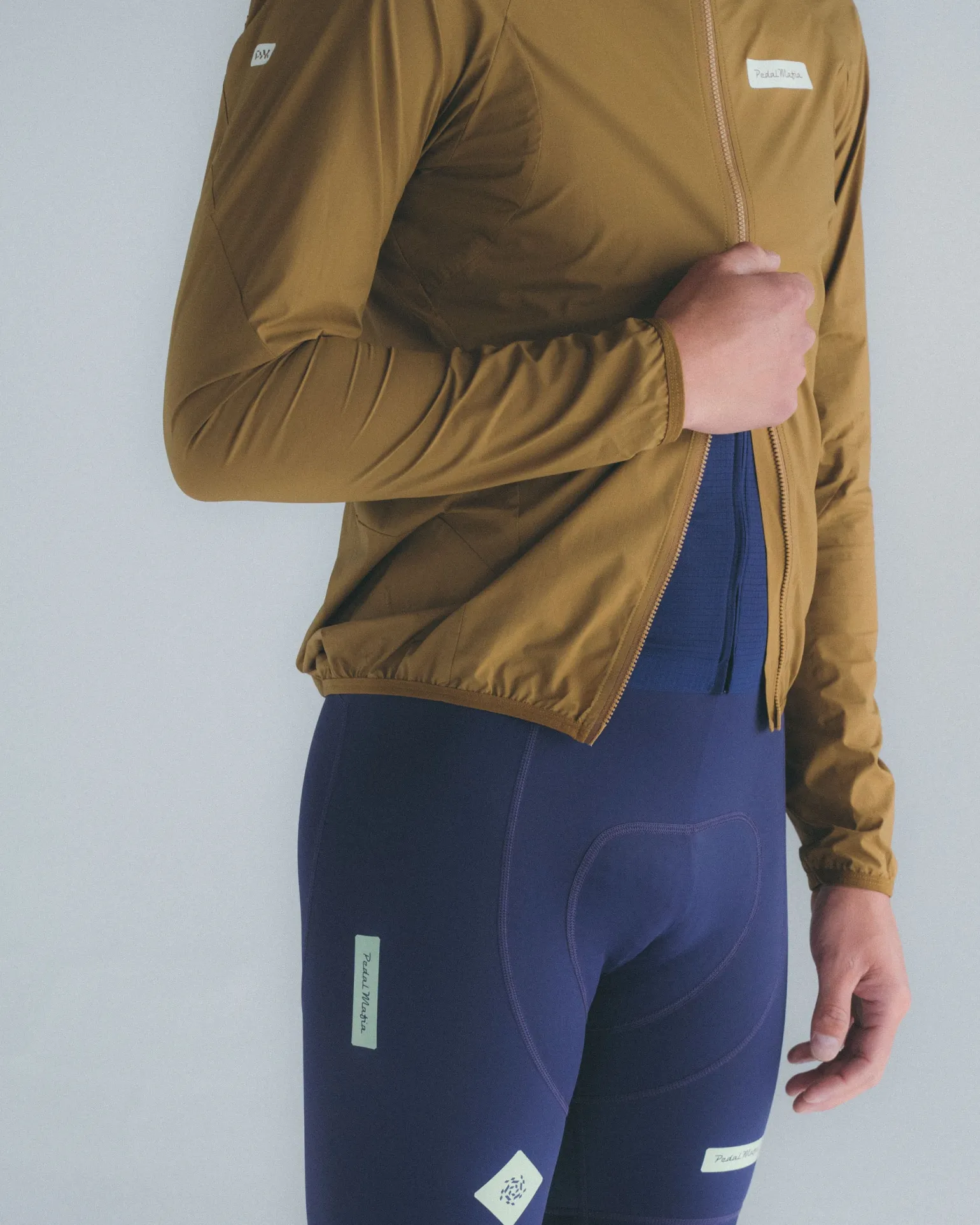 Men's Core Light Jacket Brown