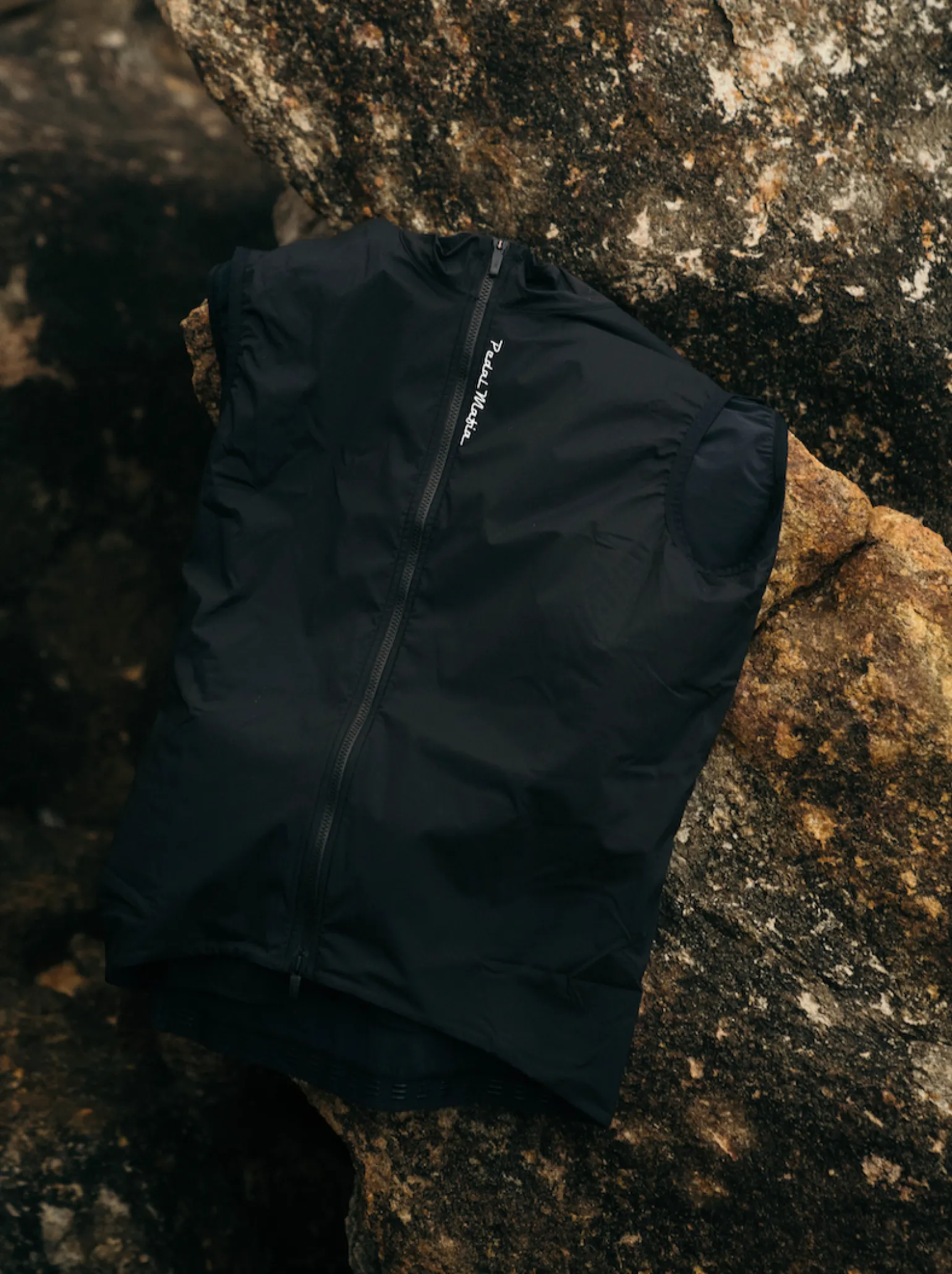 Men's Core Vest Black (24)