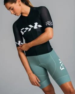 Women's Core Jersey Black White (24)