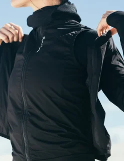 Women's Core Light Jacket Black (24)